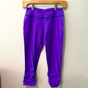 Beyond Yoga Ruched Hem Purple Legging Tights Medium